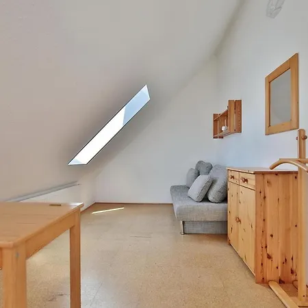 Gorch-fock-strasse 16 Gorch-fock-str 16 8 Apartment *